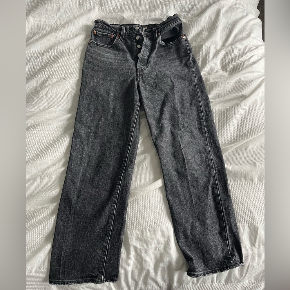 🌊 Levi jeans!